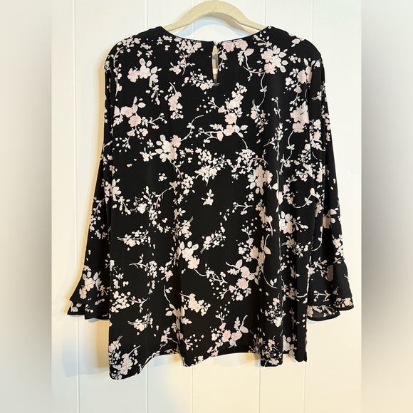 Karl Lagerfeld Paris Blossom Bell Sleeve Top, Sz large - Picture 5 of 5